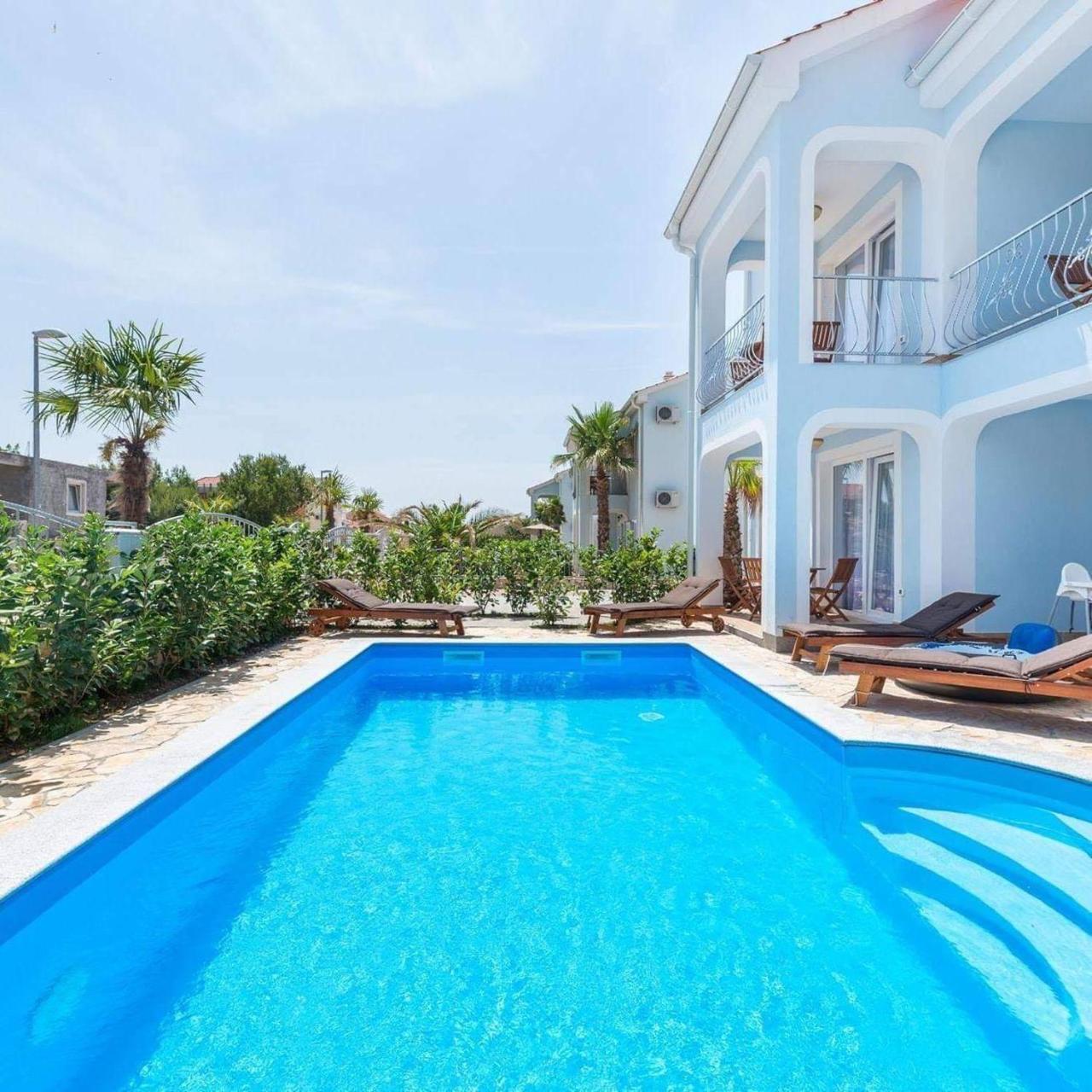 Boutique Hotel Bora & Villas Garamm Pakostane Exterior photo